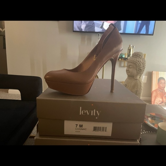 Red Grey and Cognac shoes - Picture 7 of 9